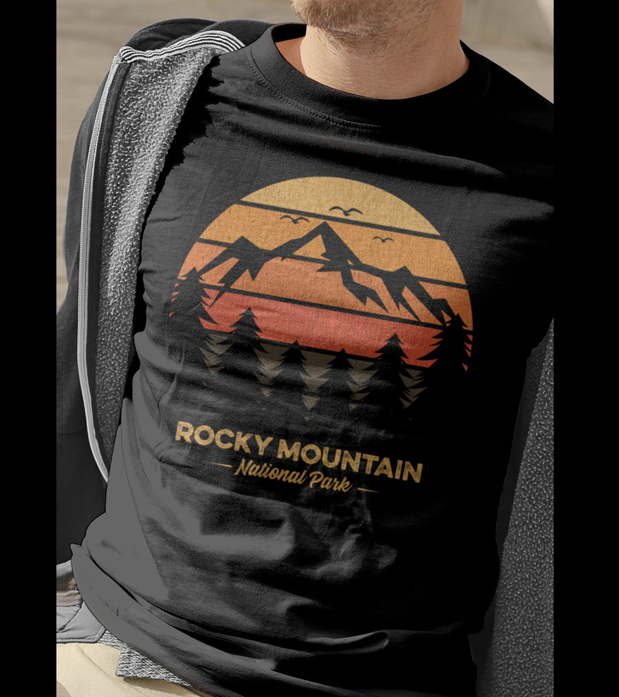 Rocky Mountain National Park Vintage Sunset Mountain T-Shirt