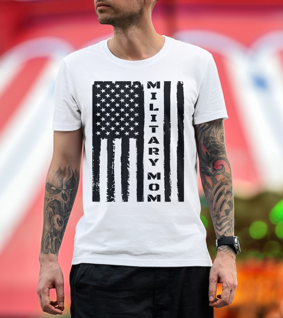 Military Mom American Flag Veteran's Pride T-Shirt