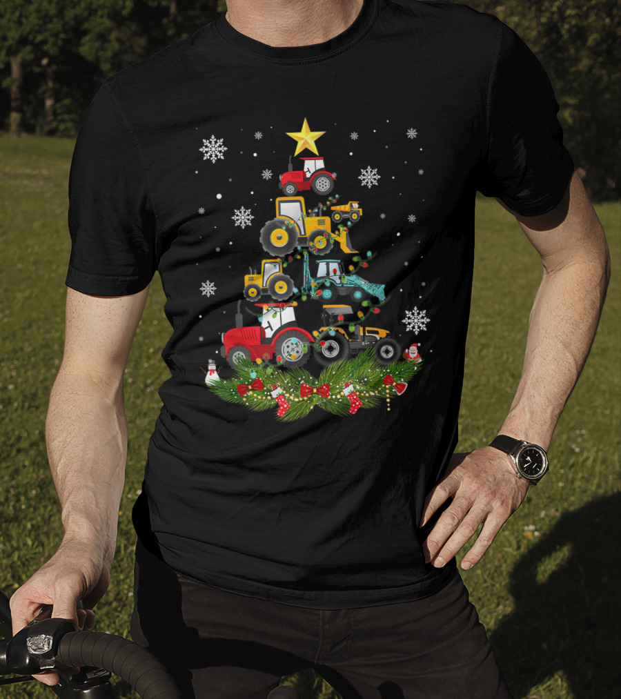 Tractor Christmas Tree Holiday Snowflakes Garland Star T-Shirt