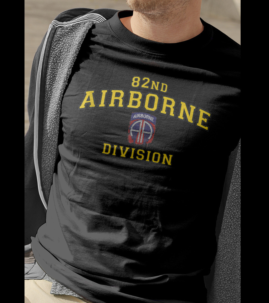 82nd Airborne Division Paratrooper Patch T-Shirt