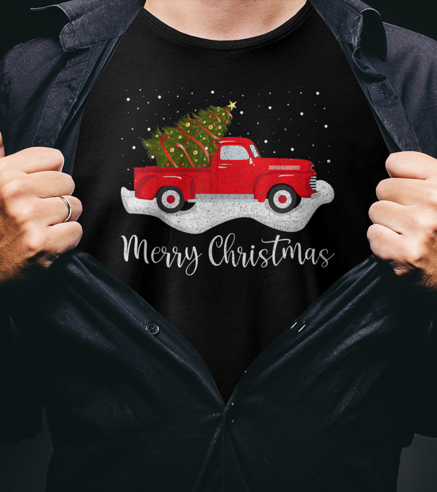Merry Christmas Vintage Red Truck With Christmas Tree T-Shirt