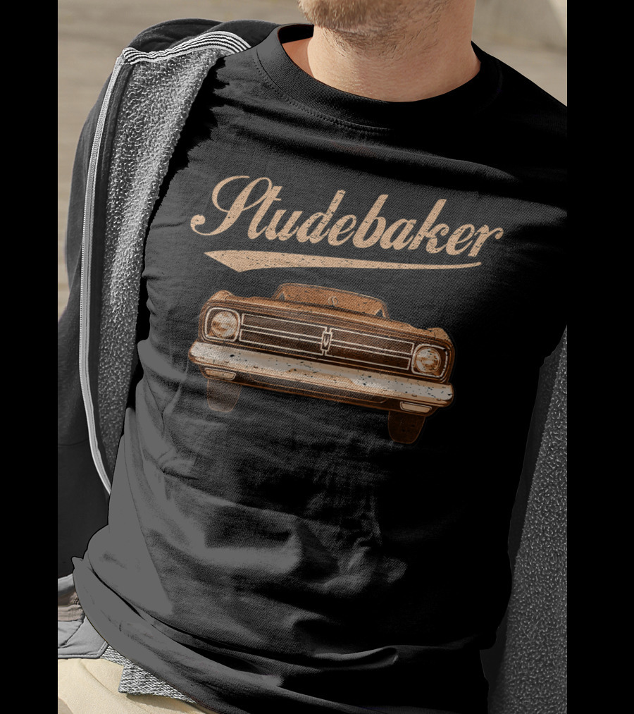 Studebaker Vintage Front View Classic Car T-Shirt