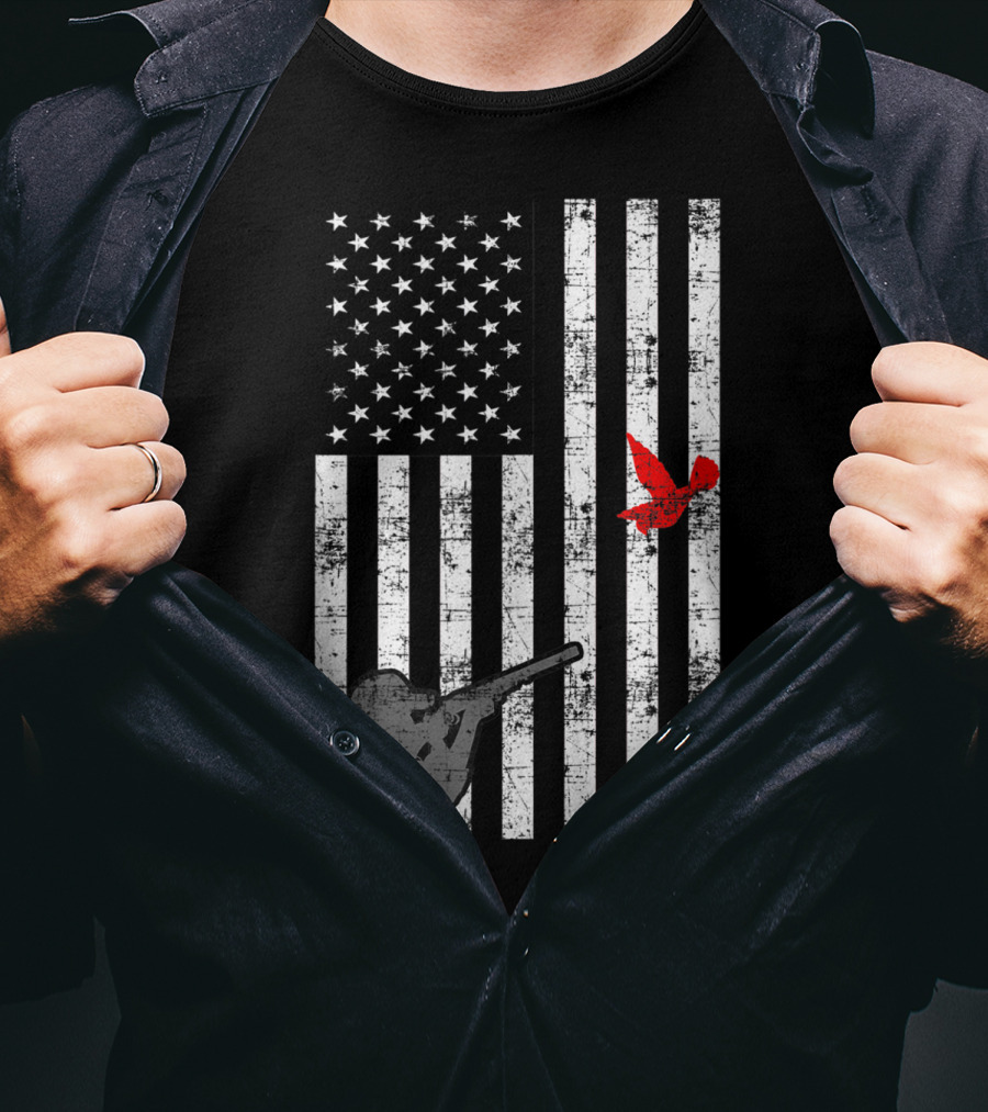 American Flag Bird Hunter Trapping USA Loyal Hunter T-Shirt