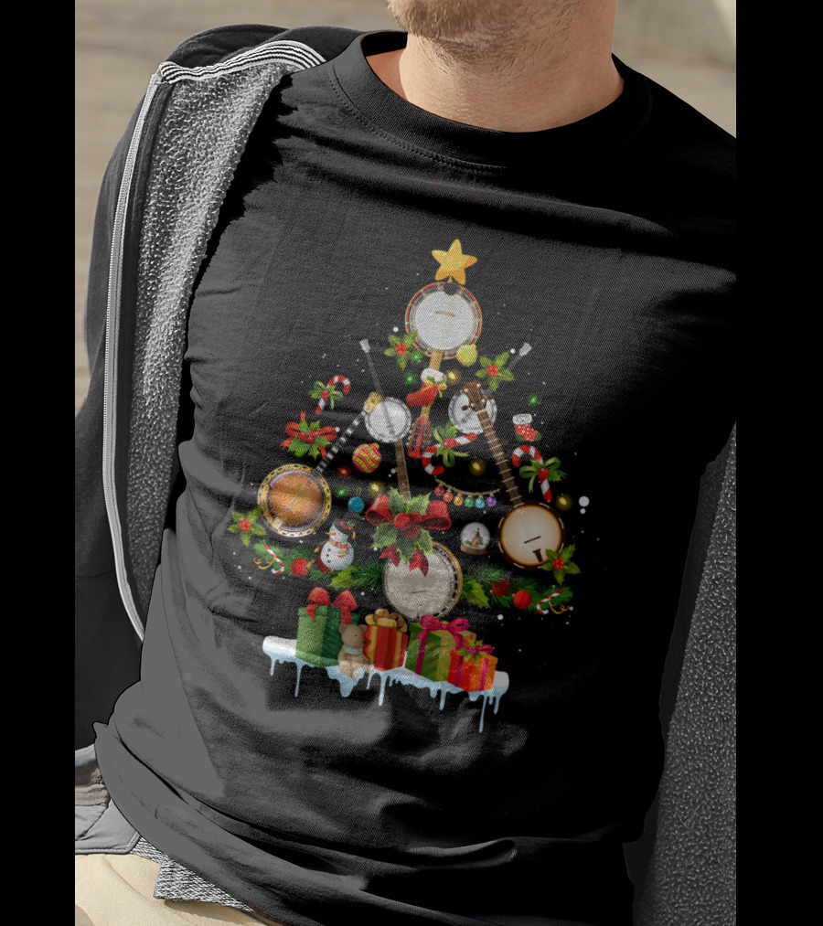 Banjo Christmas Tree With Lights And Gifts T-Shirt