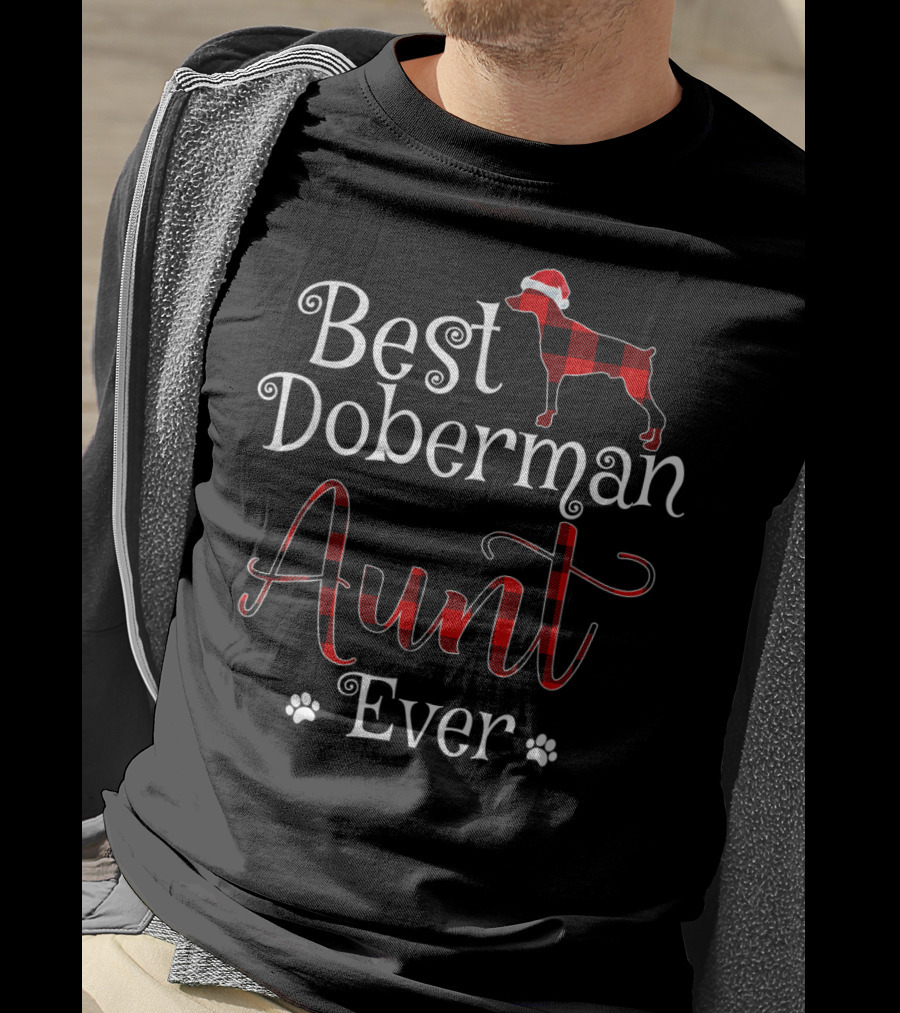 Best Doberman Aunt Ever Plaid Santa Hat Paw Prints T-Shirt