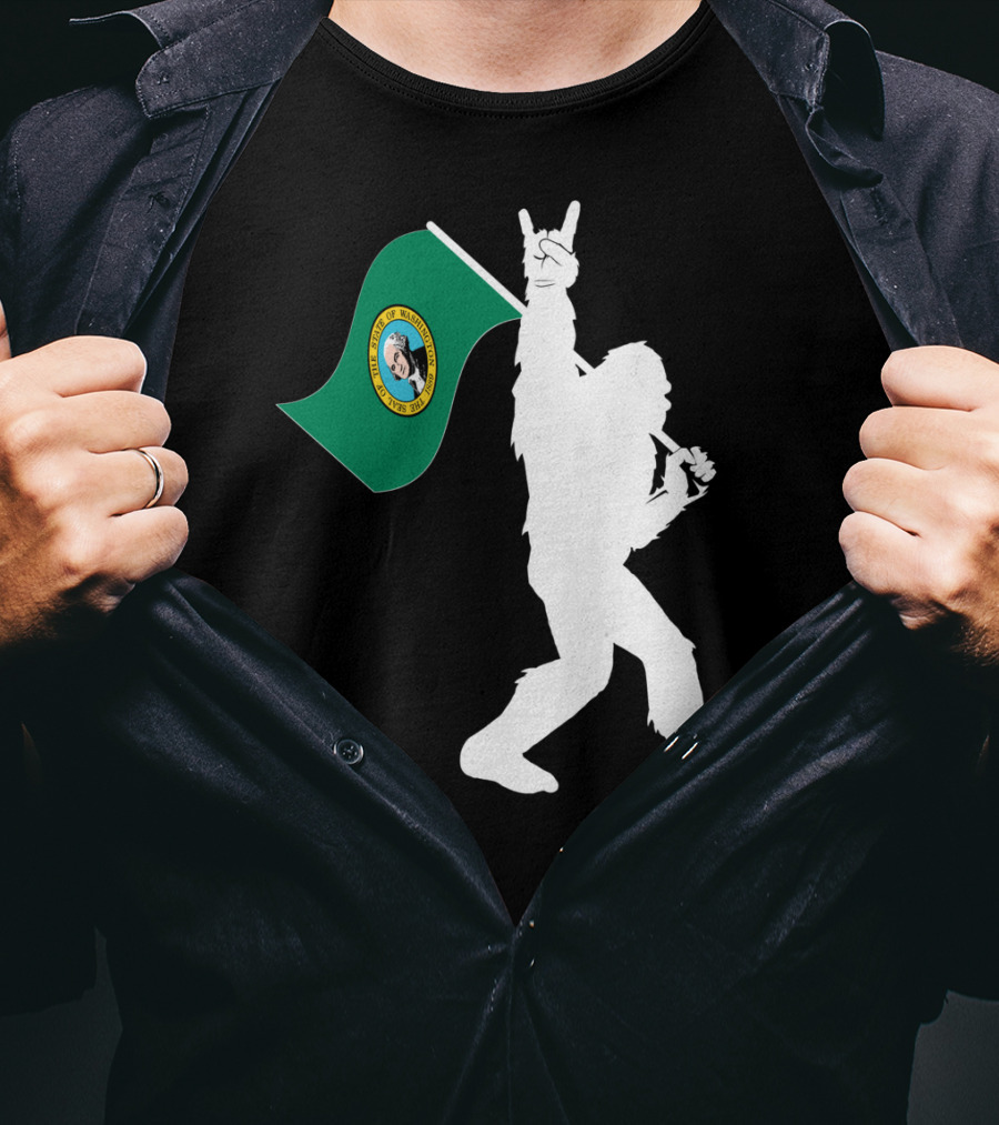 Bigfoot Holding Washington State Flag Rock And Roll Gesture T-Shirt
