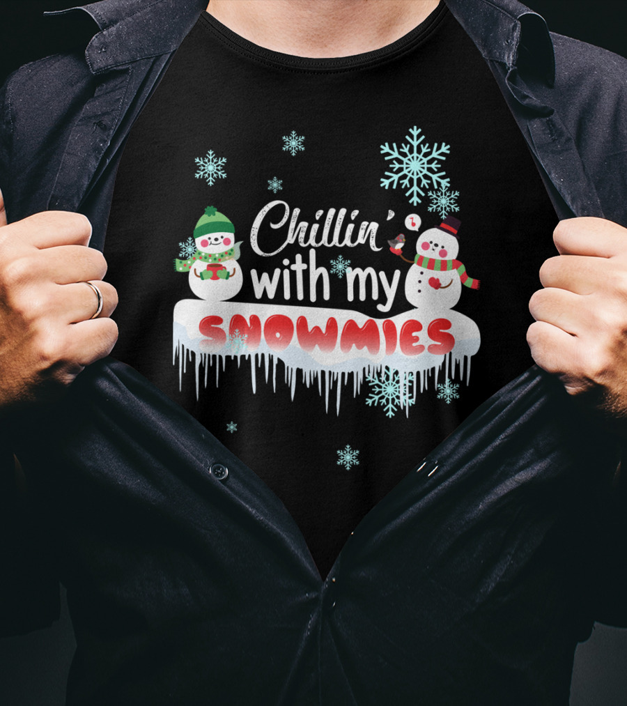 Chillin' With My Snowmies Cute Snowman Smoking Pipe And Snowflakes T-Shirt