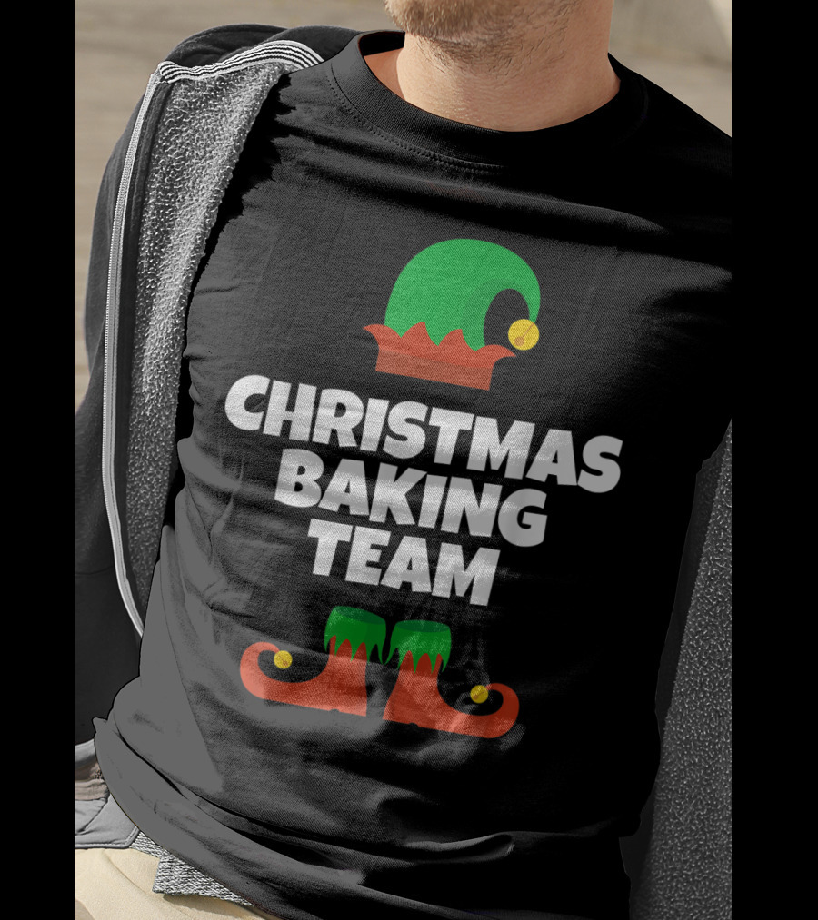 Christmas Baking Team Funny Cookie Baker Elf Hat And Shoes T-Shirt