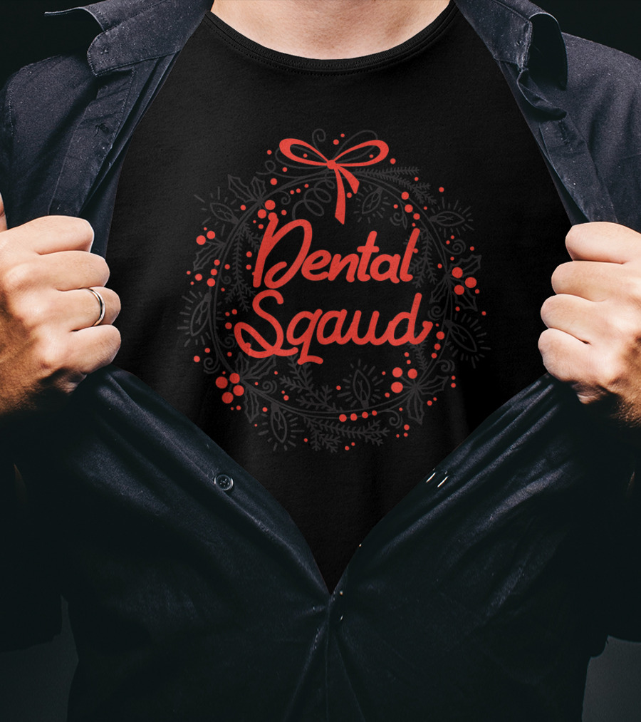 Dental Squad Santa Tooth Dental Assistant Christmas Wreath T-Shirt