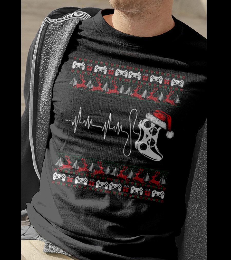 Gamer Heartbeat Christmas Controller Santa Hat Trees Reindeer T-Shirt