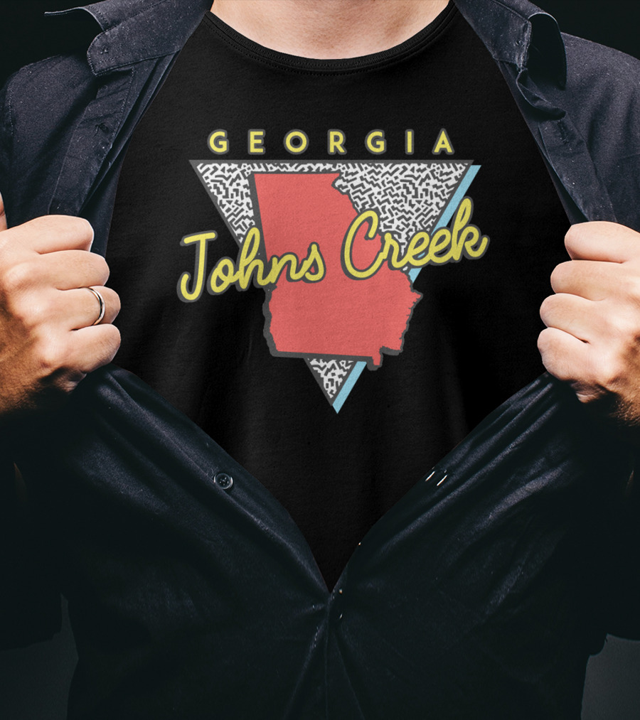 Johns Creek Georgia Retro Souvenir Design With Map T-Shirt