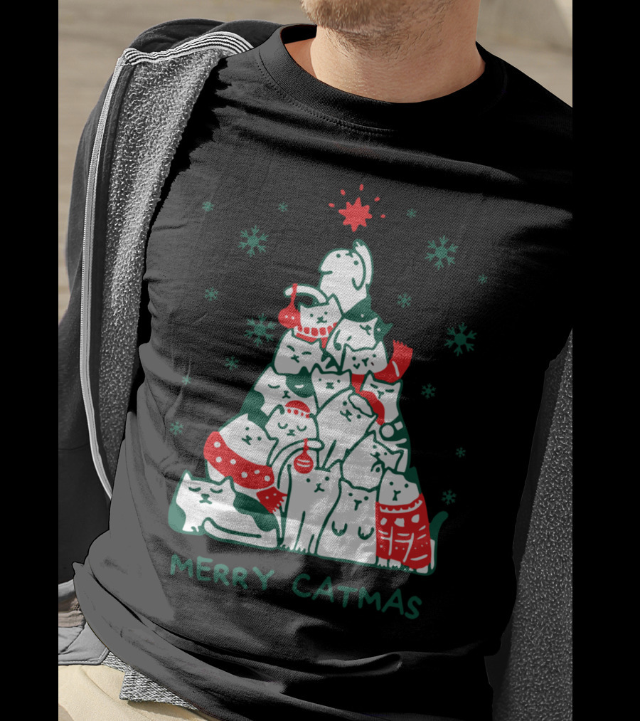 Merry Catmas Funny Cat Christmas Tree Holiday Cats Snowflakes Red Green T-Shirt