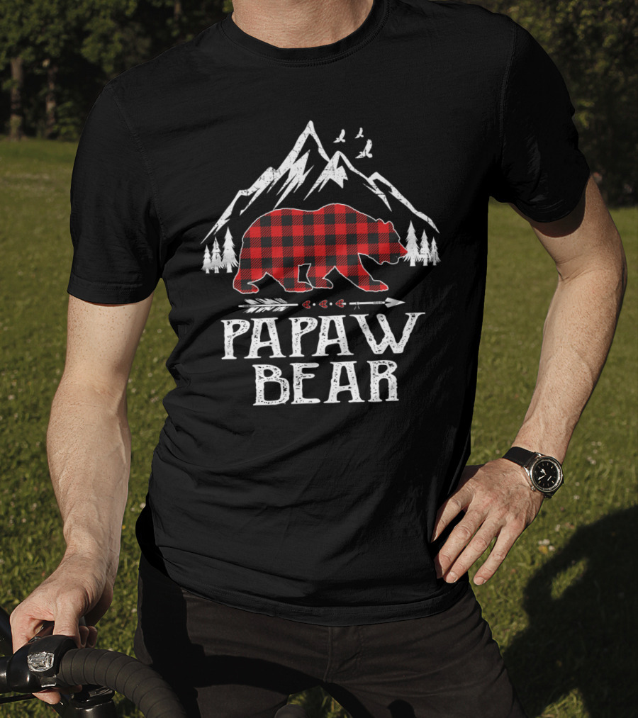 Papaw Bear Christmas Red Plaid Buffalo Mountain Scene T-Shirt