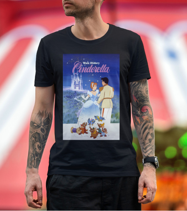 Premium T-Shirt: Walt Disney Cinderella Classic Vintage Movie T-Shirt Walt Disney Cinderella Classic Vintage Movie T-Shirt