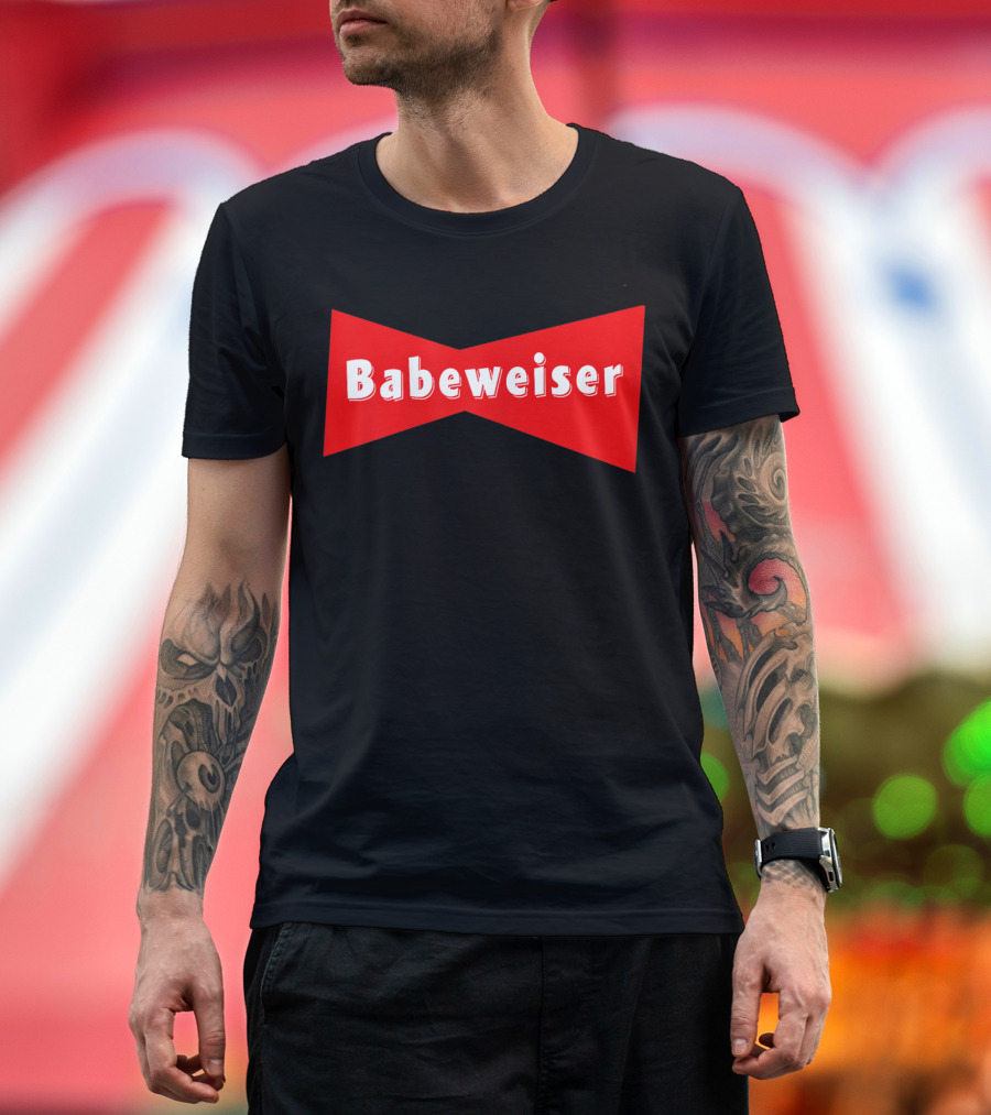 Babeweiser Bowtie T-Shirt