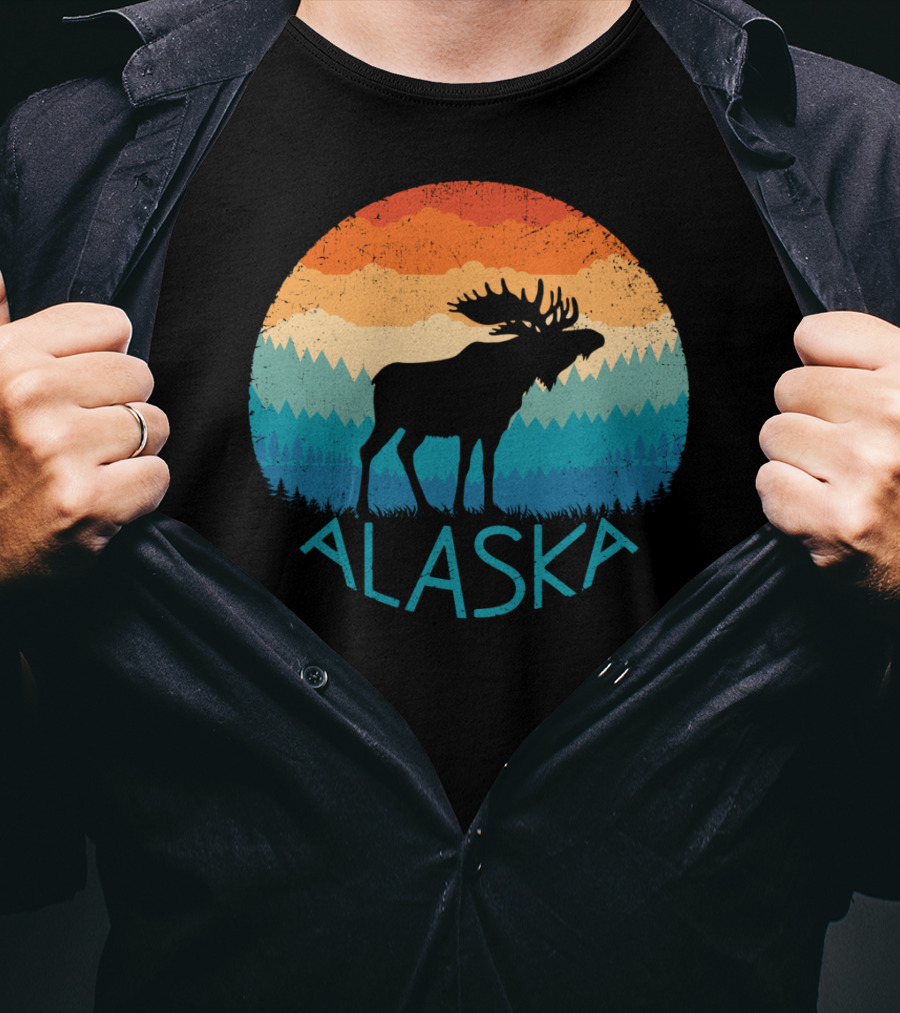 Alaska Retro Moose Vintage Mountain State Sunset Scene T-Shirt