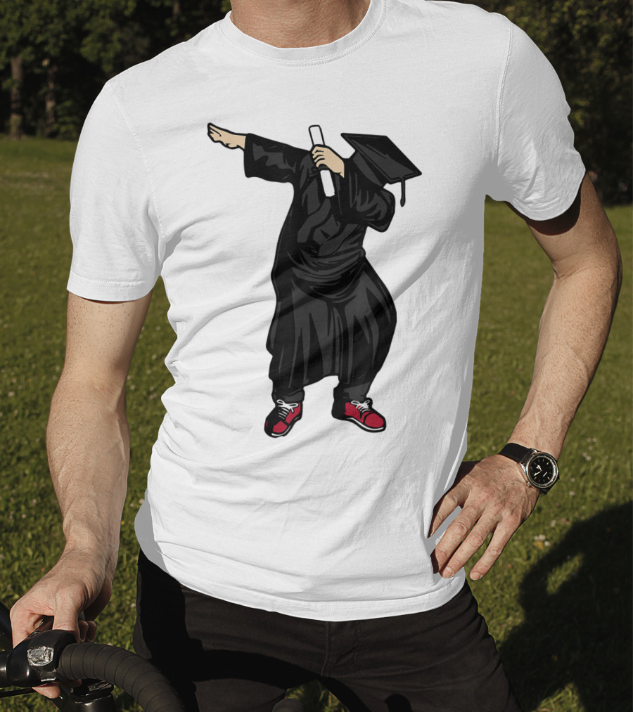 Dabbing Graduate Dance With Grad Hat And Diploma T-Shirt