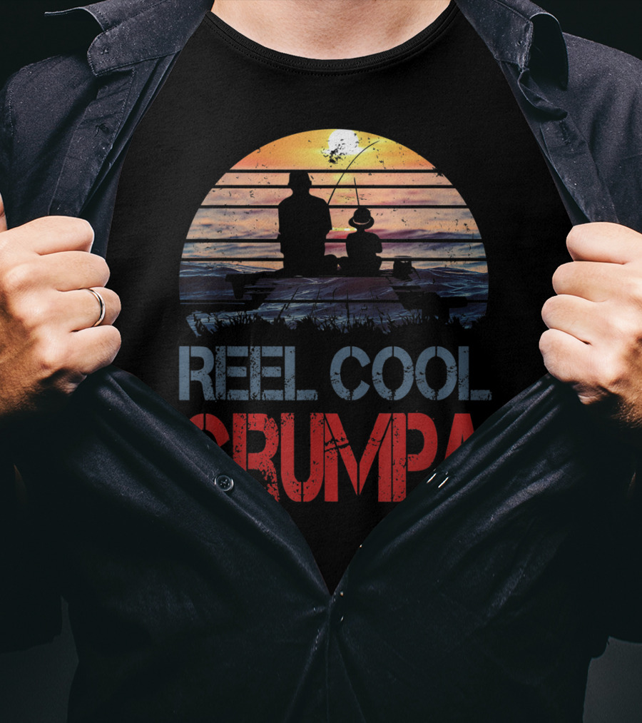 Father's Day Reel Cool Grumpa Fishing Silhouette With Sunset Background T-Shirt