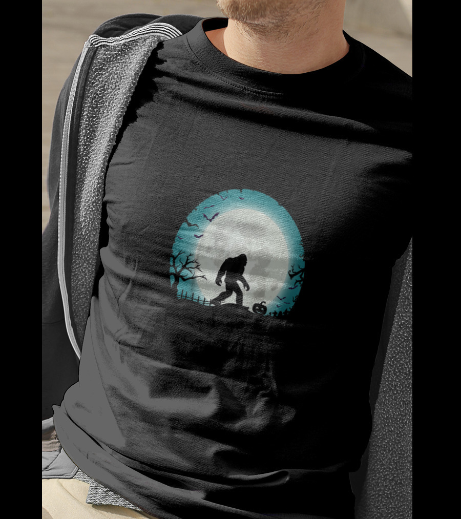 Halloween Bigfoot Silhouette With Full Moon And Bats Scene T-Shirt
