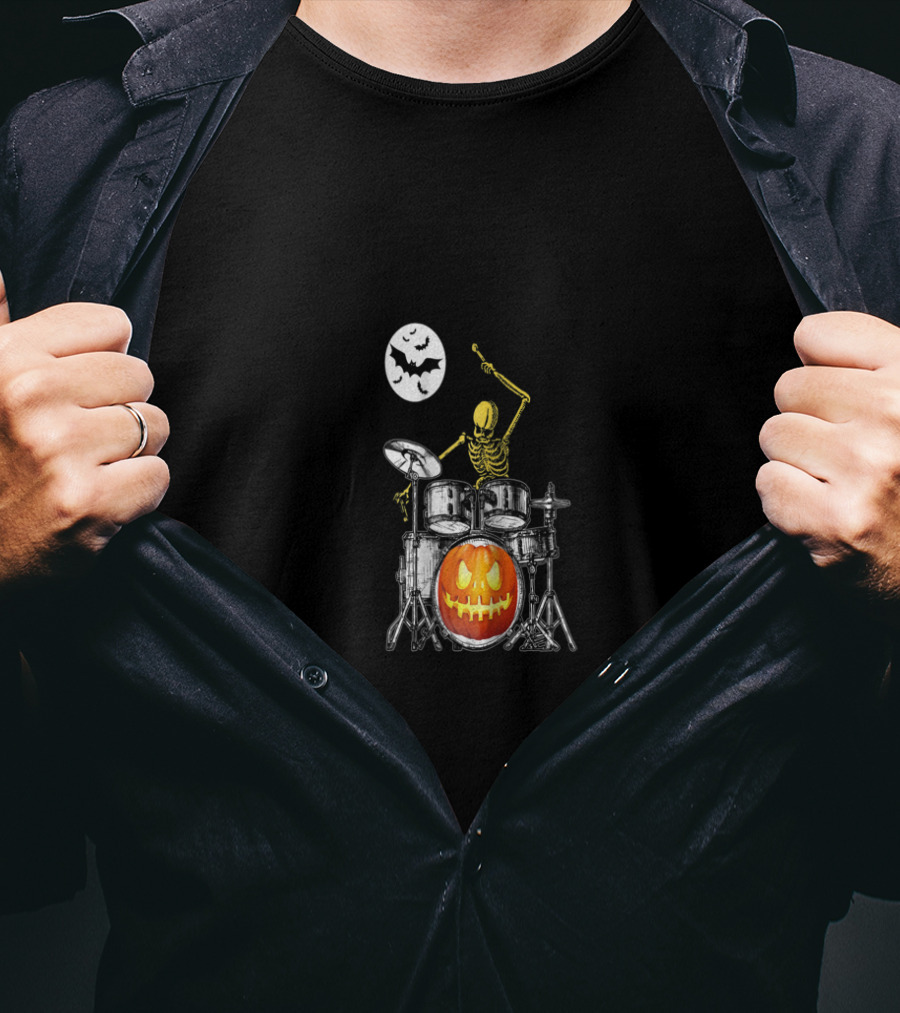 Skeleton Drummer With Jack-O'-Lantern Pumpkin Drum Under Full Moon With Bats T-Shirt