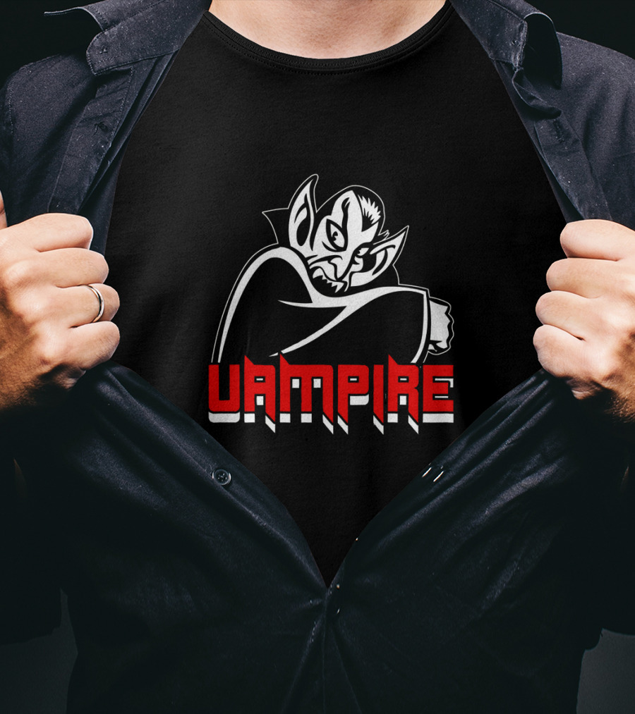 Vampire Halloween Amusing Dracula Graphic Black Red T-Shirt