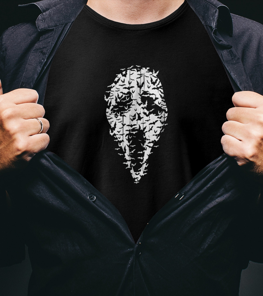 Vintage Horror Movie Scary Face With Bats T-Shirt