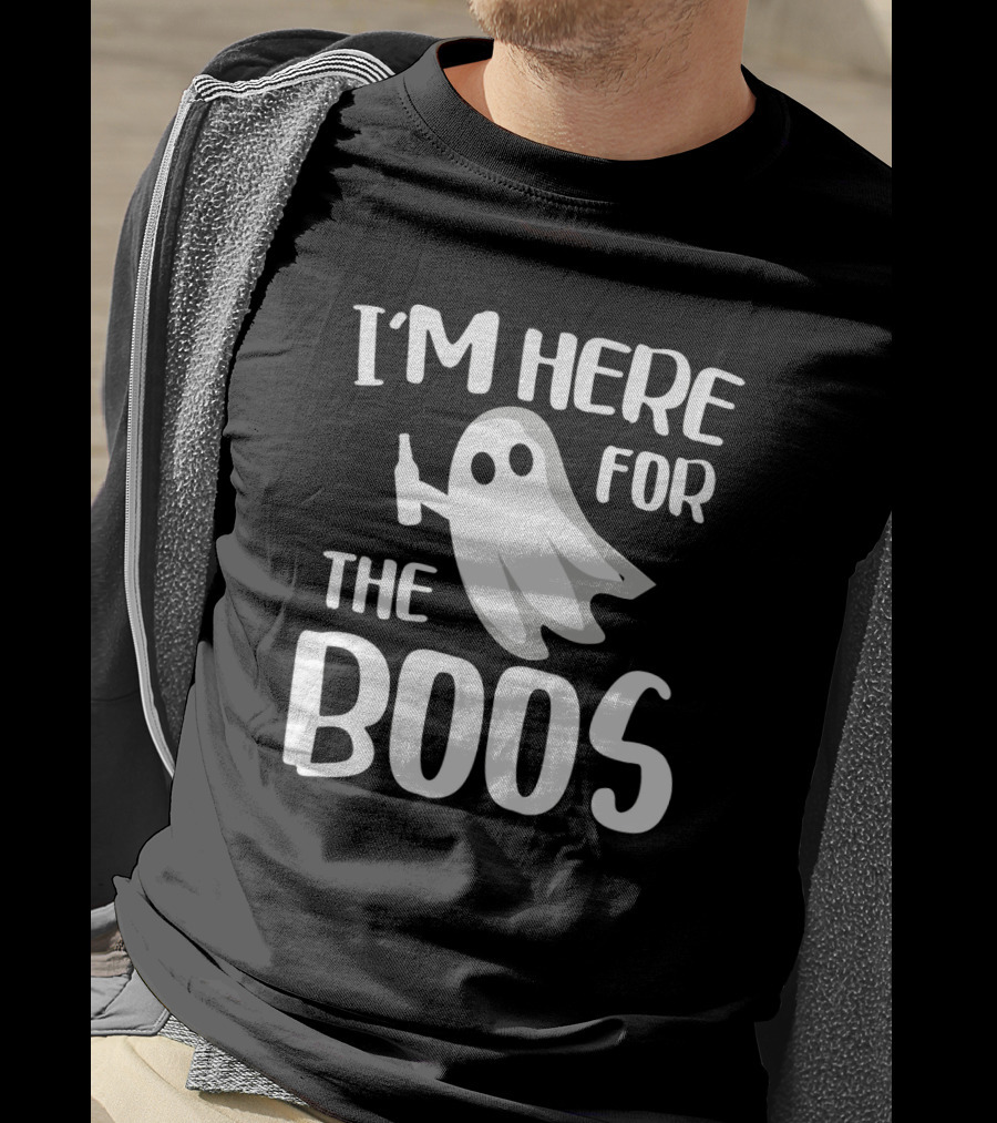 I'm Here For The Boos Halloween Ghost With Bottle Fun T-Shirt