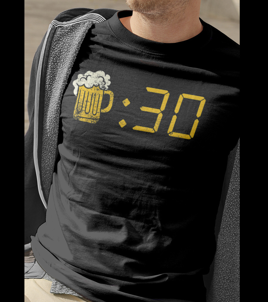 Beer Mug Digital Clock Display :30 Funny Drinking Or Getting Drunk T-Shirt
