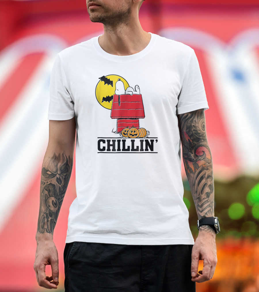 Peanuts Snoopy Chillin' Halloween with Pumpkins and Bats T-Shirt