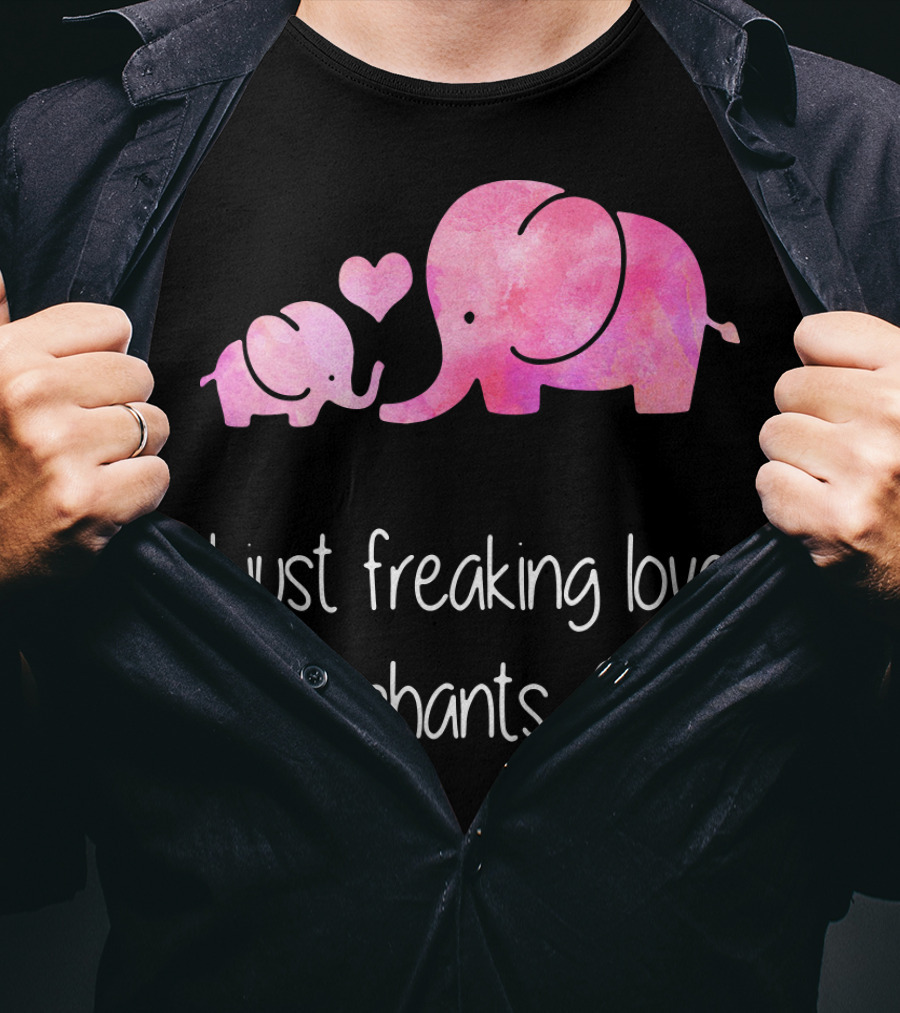 I Just Freaking Love Elephants Ok Pink Elephant Heart Design For Elephant Lovers T-Shirt