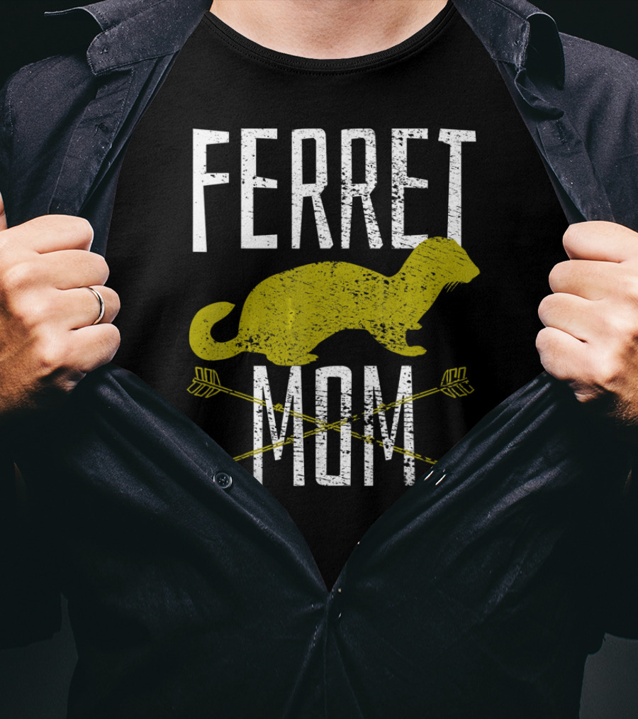 Ferret Mom Mother Pet Vintage Style With Arrows T-Shirt