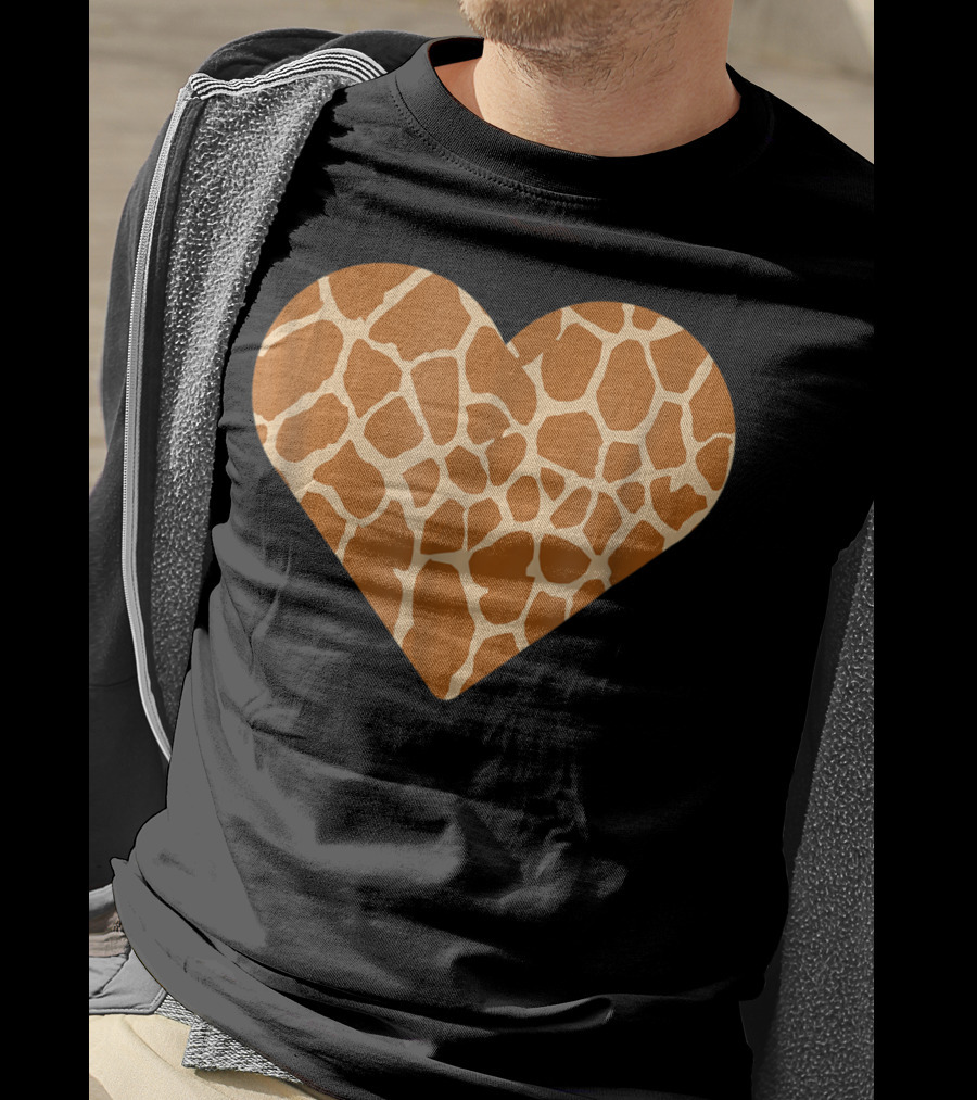 Giraffe Print Heart For Cute Giraffe Lover's Love T-Shirt
