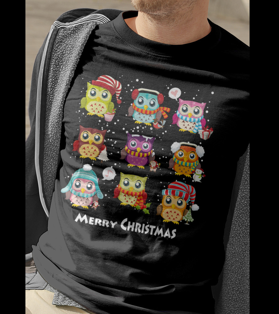 Merry Christmas Cute Owl Festive Holiday Scene T-Shirt