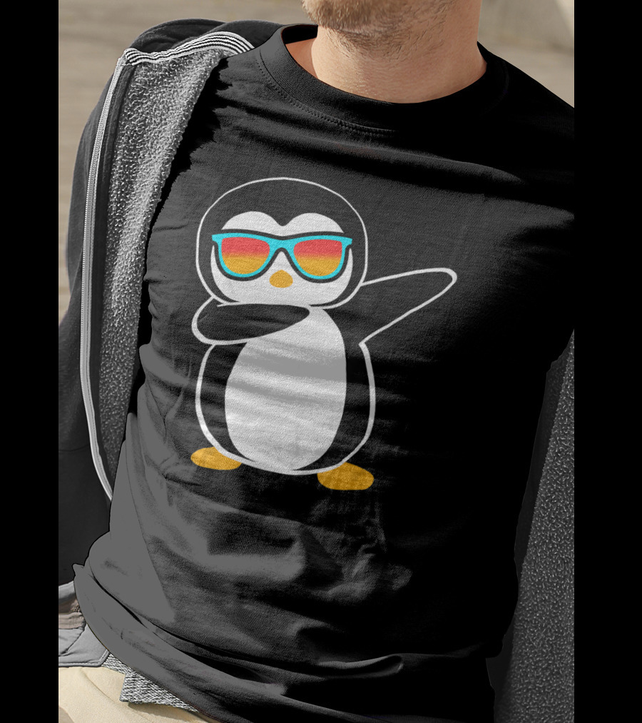 Dabbing Penguin Cute Animal With Sunglasses Birthday Party T-Shirt