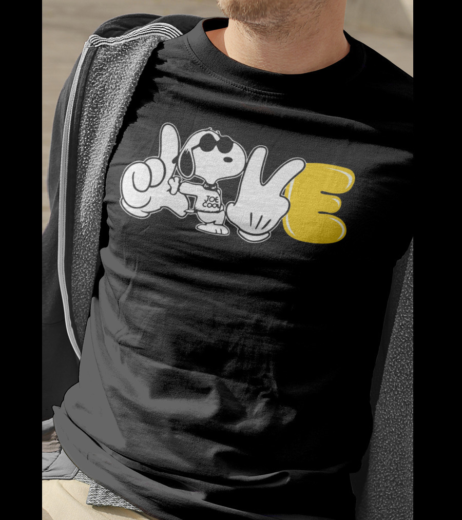 Love Sign Language Joe Cool Snoopy The Peanuts Movie T-Shirt