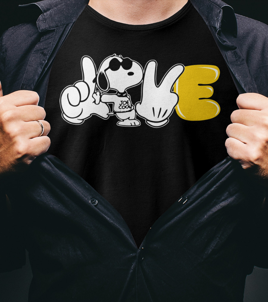 Love Sign Language Joe Cool Snoopy The Peanuts Movie T-Shirt