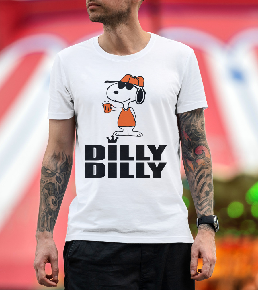 Dilly Dilly Funny Snoopy The Peanuts Movie Beer Hat and Glass T-Shirt