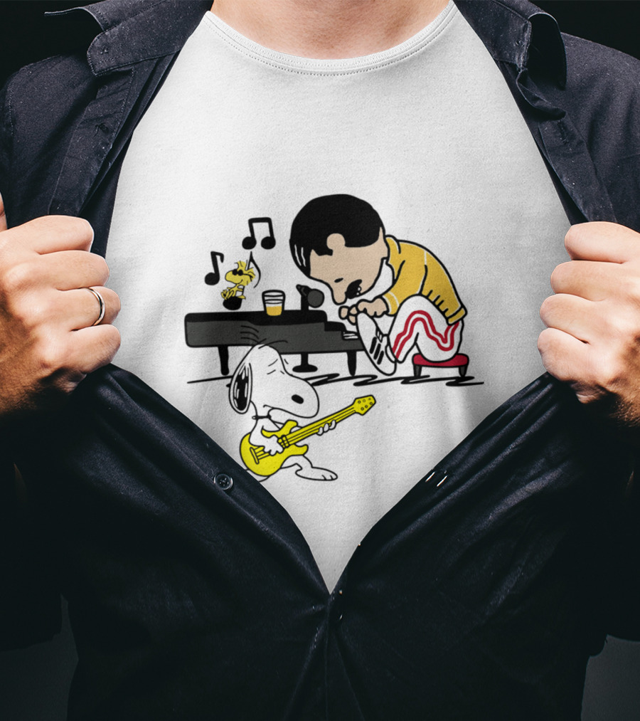 Freddie Mercury Playing Piano With Snoopy Guitar Peanuts Movie Scene T-Shirt