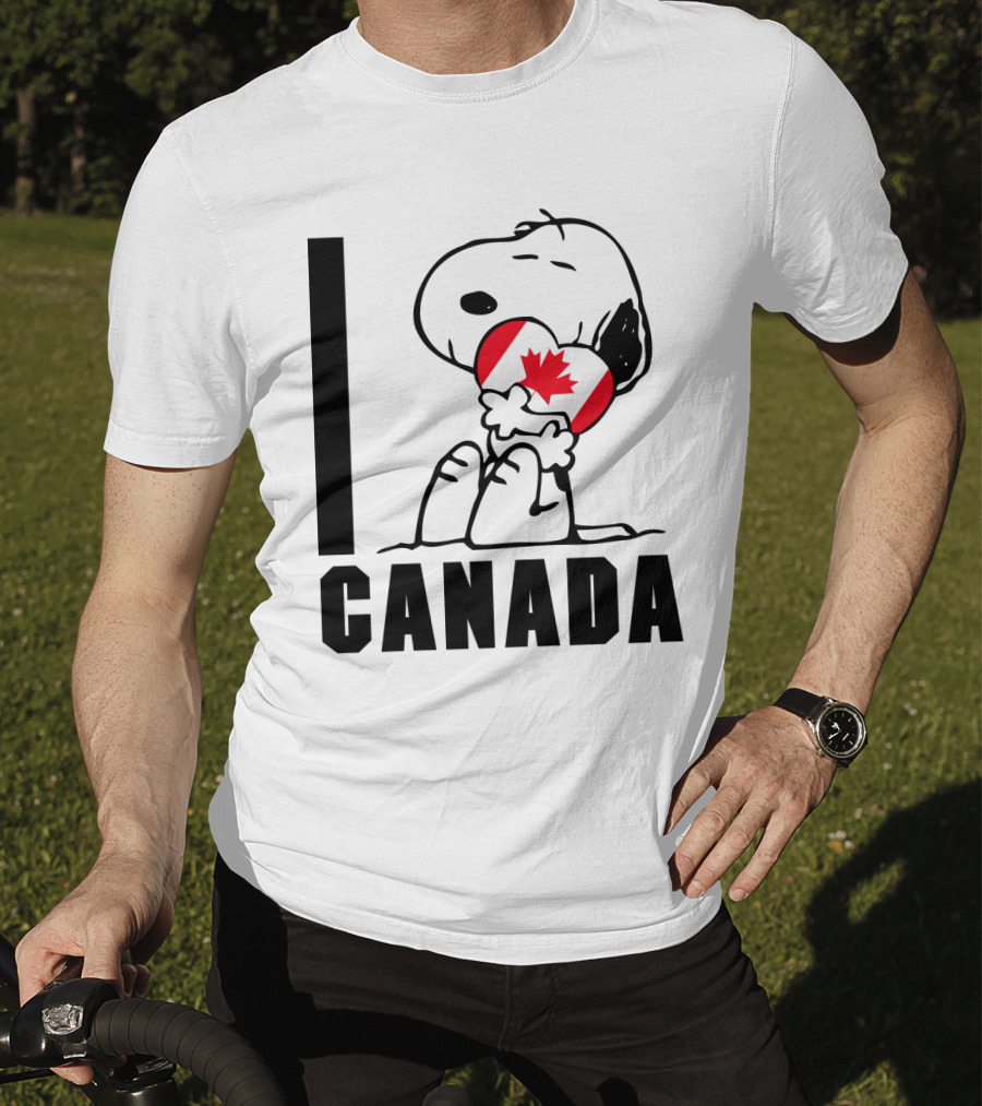 I Love Canada Snoopy Hugging Maple Leaf The Peanuts Movie T-Shirt