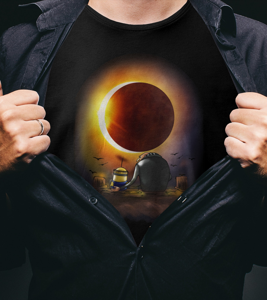 Gru And Kevin Watching Solar Eclipse Minions Despicable Me T-Shirt