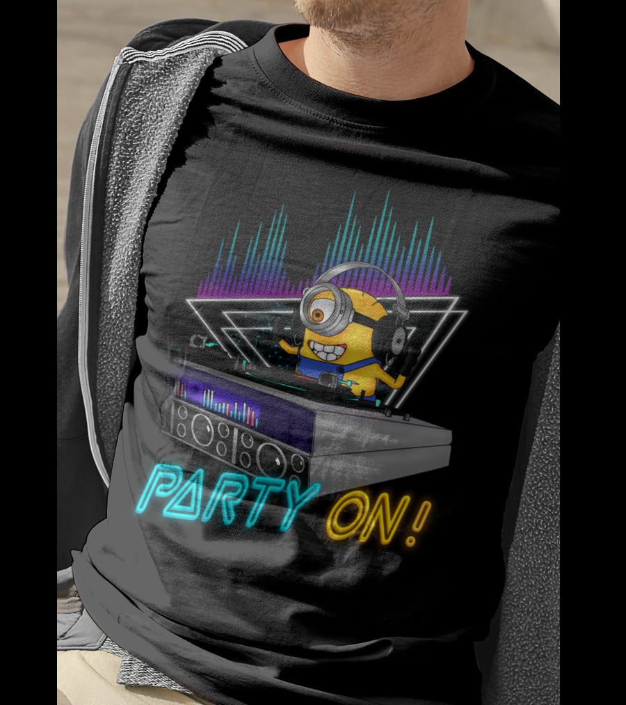 Despicable Me Minions Party On DJ Remix Vibes T-Shirt