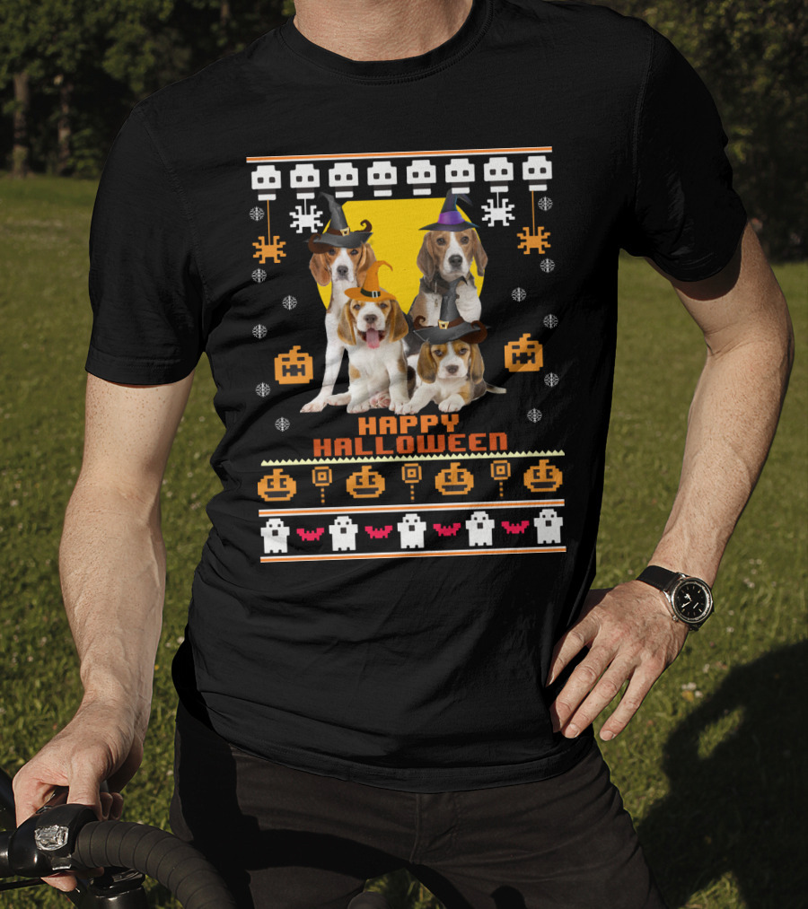 Beagle Happy Halloween Witch Hats And Pixelated Ghosts T-Shirt