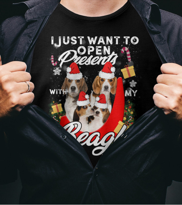 I Just Want To Open Presents With My Beagle Christmas Santa Hats Candy Canes Snowflakes T-Shirt