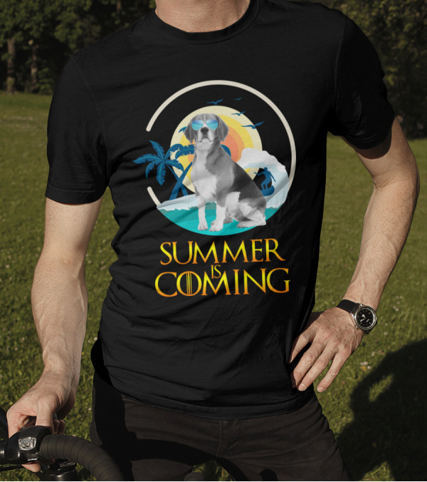 Summer Is Coming Beagle Sunglasses Beach Scene T-Shirt