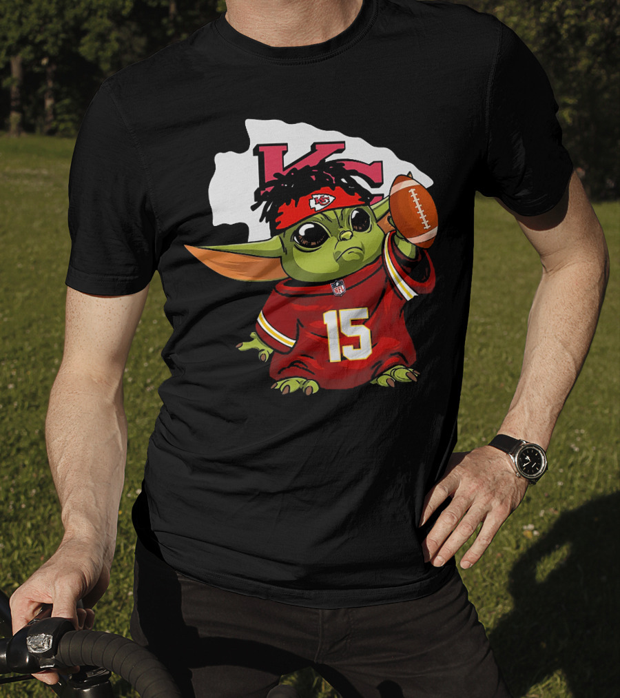 Baby Yoda Kansas City Chiefs Football Player Jersey 15 T-Shirt