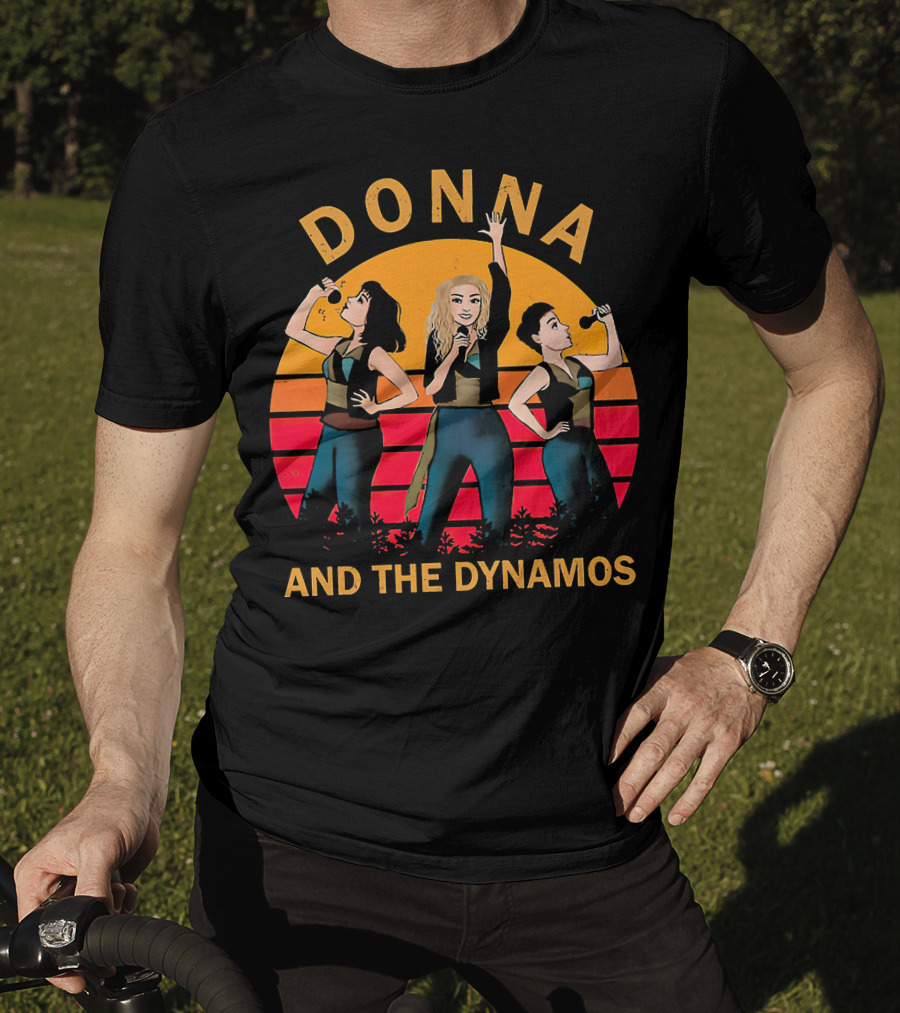 Donna And The Dynamos Sunset Singing Trio T-Shirt