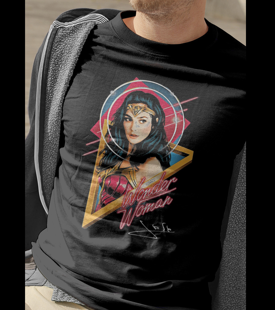 Wonder Woman Gal Gadot Signature Jessie T-Shirt