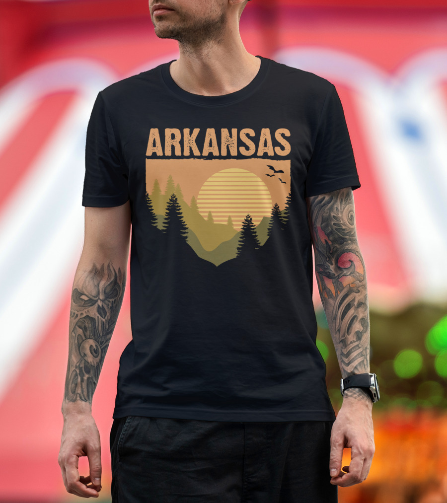 Retro Arkansas Mountain Landscape with Sunset Souvenir US T-Shirt