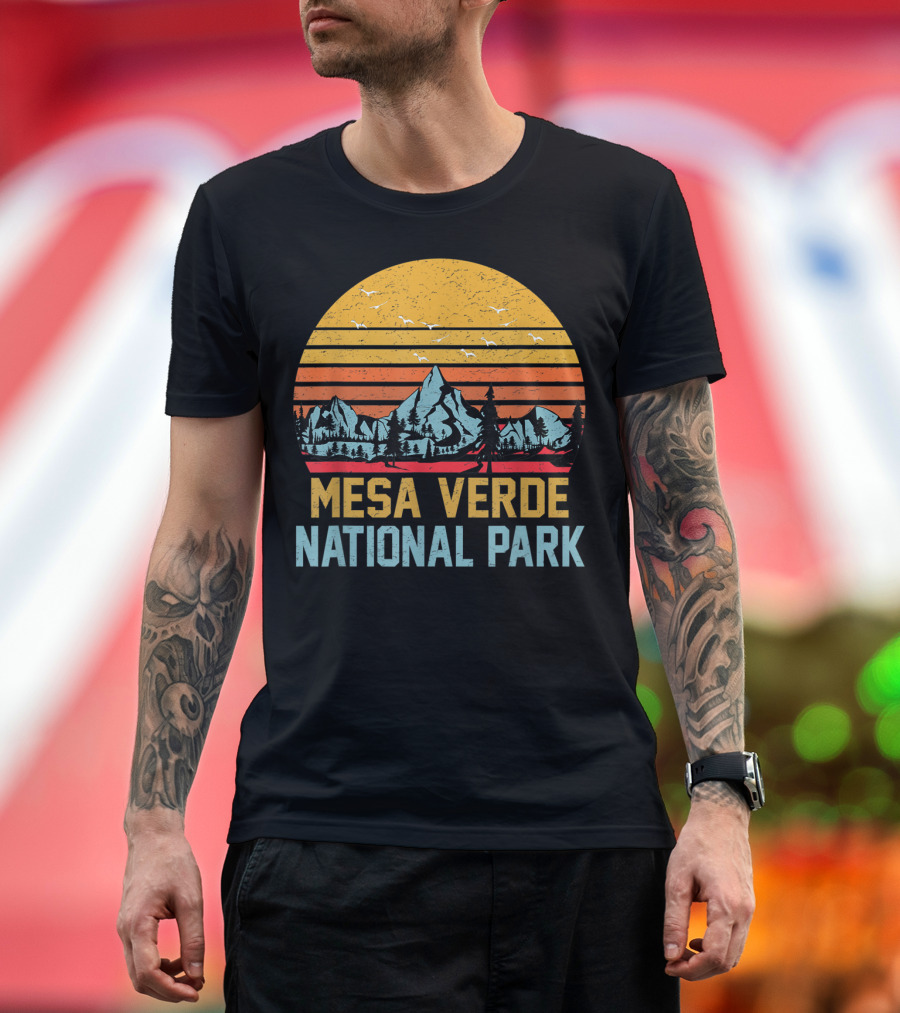 Mesa Verde National Park Vintage Sunset Hiking Camping Mountains T-Shirt