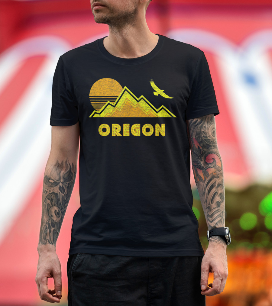 Retro Oregon Distressed Hiking Mountains with Sun and Eagle T-Shirt